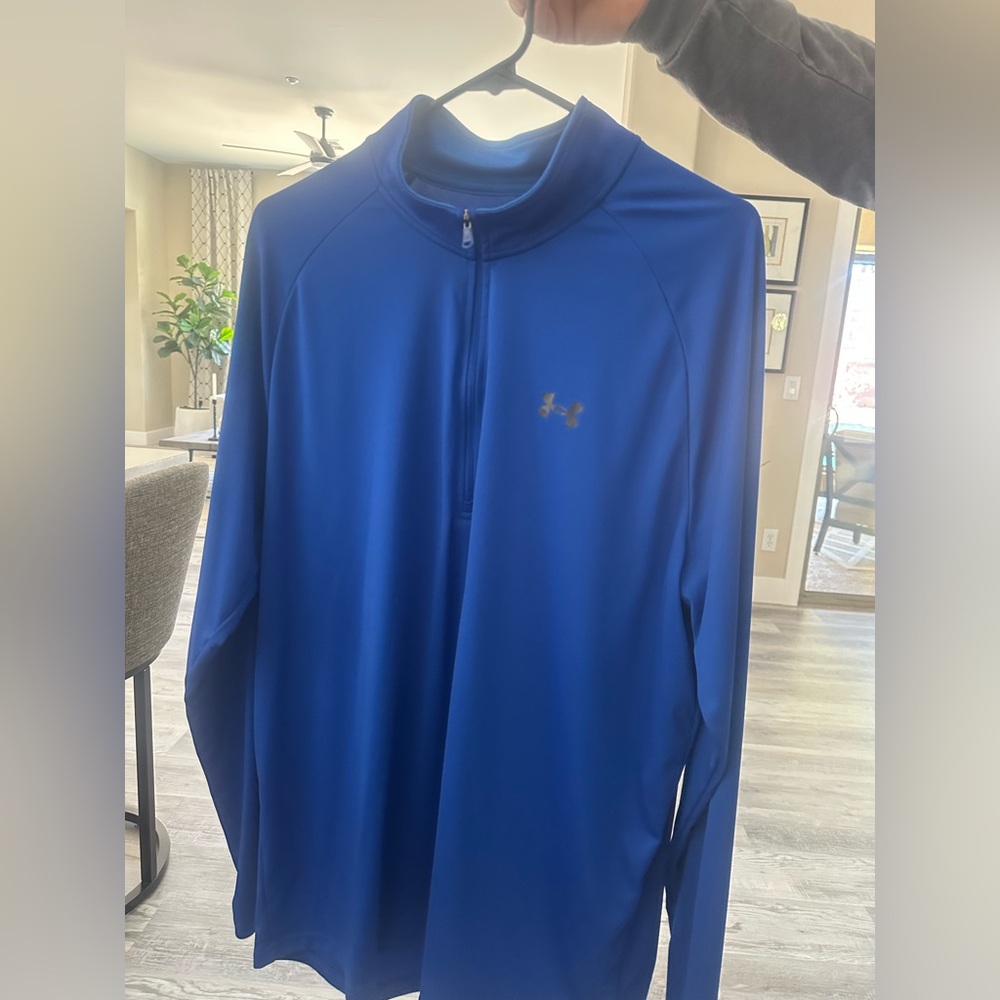 Men’s UnderArmour 3/4 zip shirt
